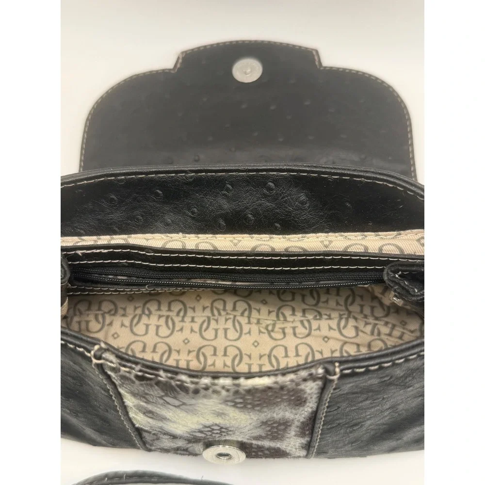 Vtg Guess Black Ostrich Snakeskin Crossbody Purse‎ Bag Silver G Logo Buckle Y2K